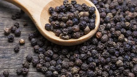 Health Benefits of the King of Spices (Black Pepper)